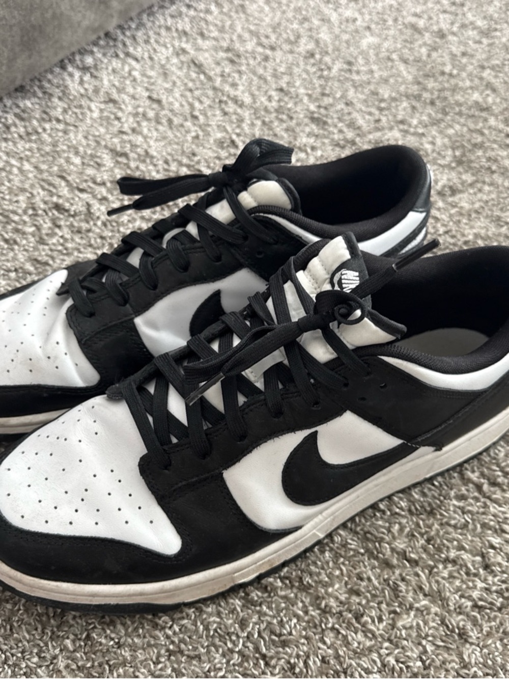 Men’s Black and White Nike Dunk Sneakers